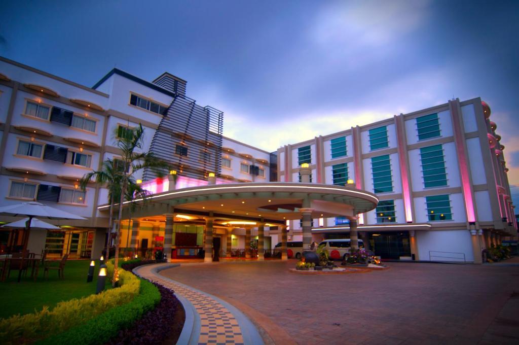 Hotel Centro Puerto Princesa Exterior photo