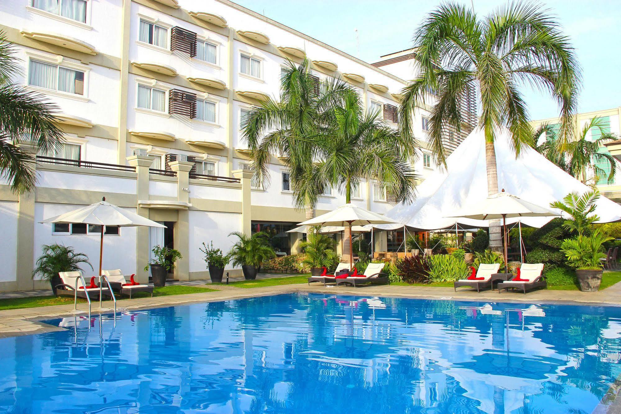 Hotel Centro Puerto Princesa Exterior photo